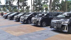 Limousine Service Singapore 300x169 Airport Transfers Made Easy with Singapore Maxi Cab Services
